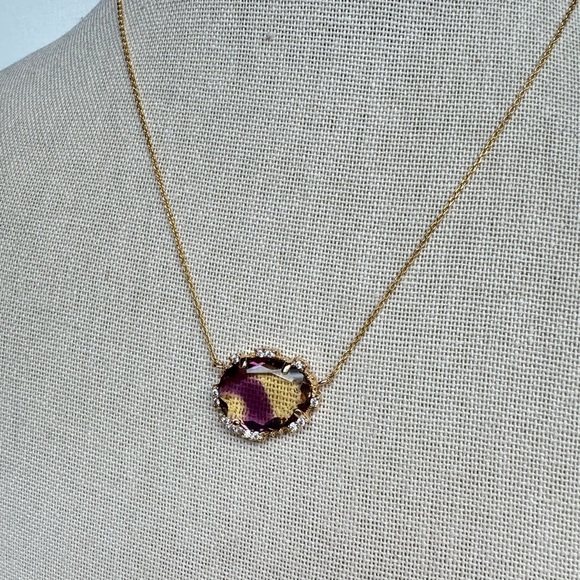 Elegant Gold and Purple Pendant Necklace - Picture 6 of 8